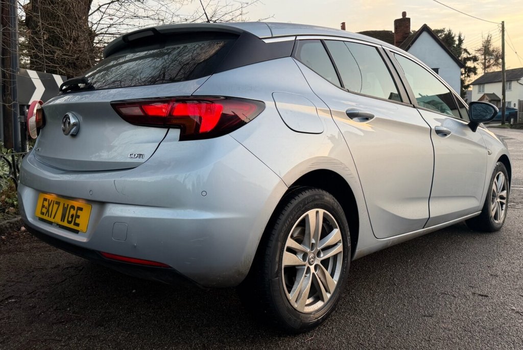Used Vauxhall Astra 2017 for sale - 77172208: Photo 5