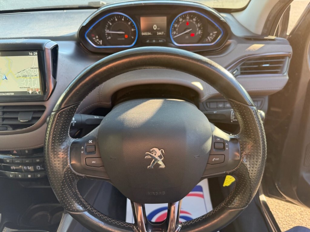 Used Peugeot 2008 2015 for sale - 77583434: Photo 11