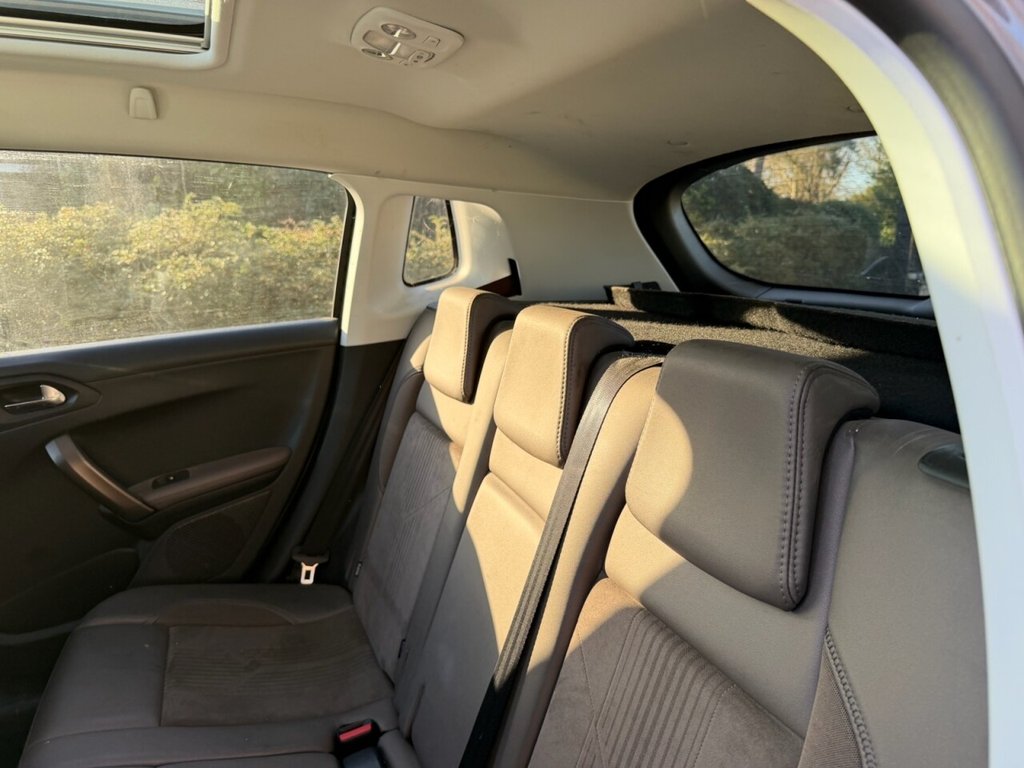 Used Peugeot 2008 2015 for sale - 77583434: Photo 28