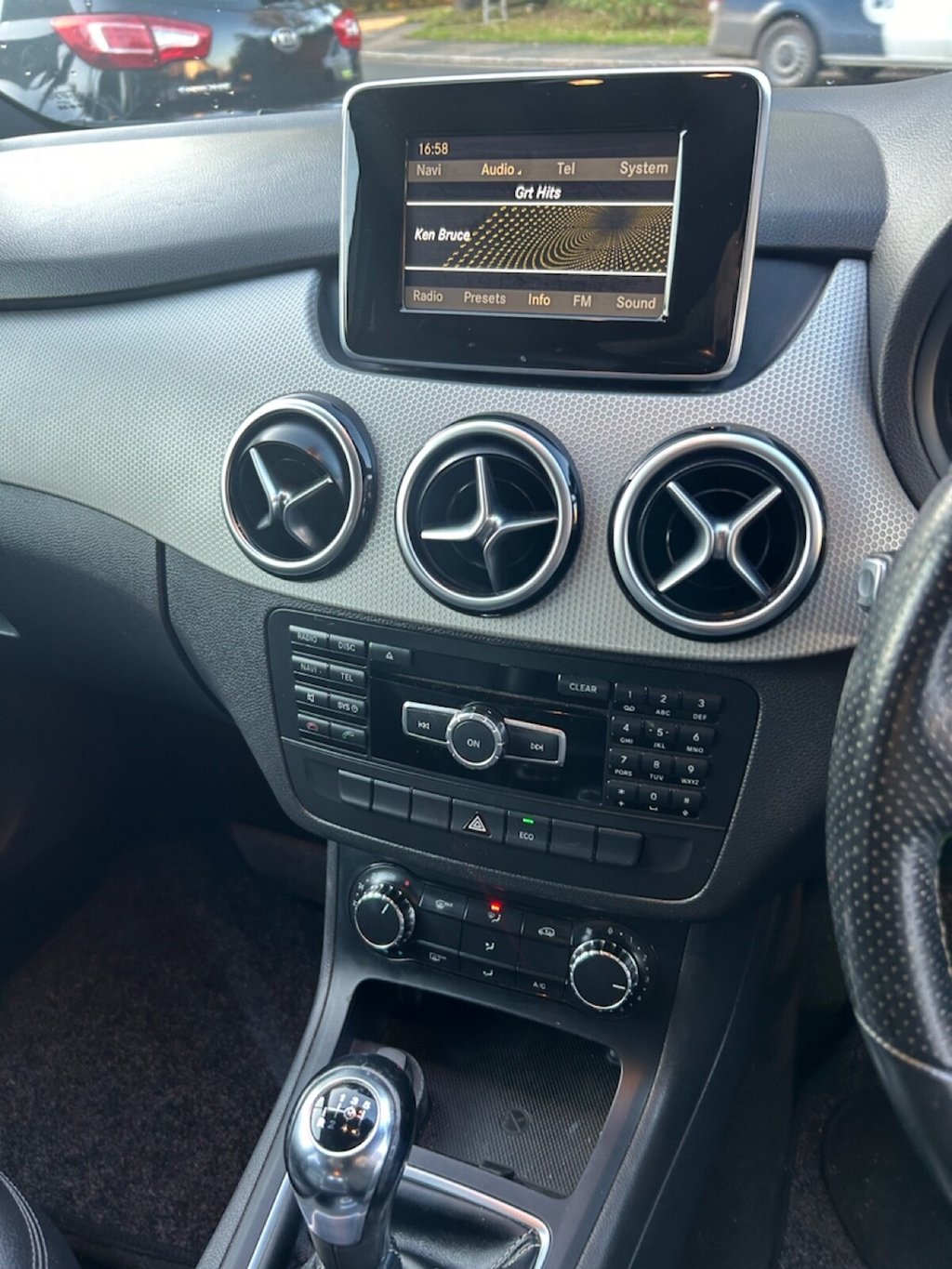 Used Mercedes-Benz B Class 2012 for sale - 77132677: Photo 11