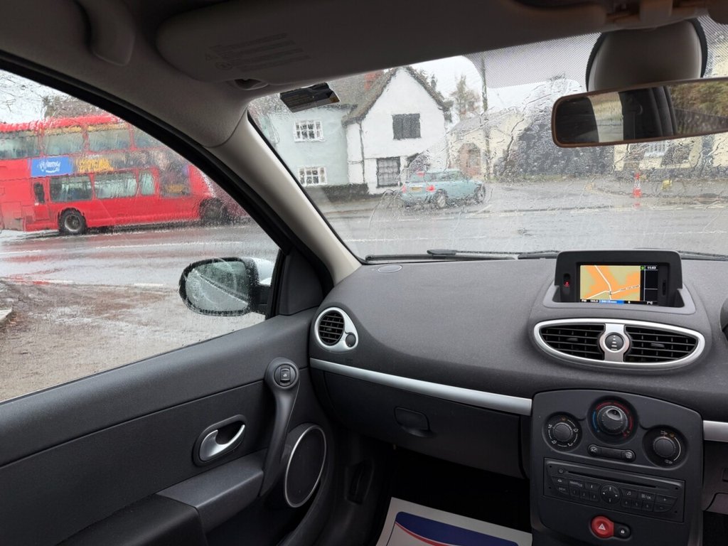 Used Renault Clio 2011 for sale - 77464156: Photo 18