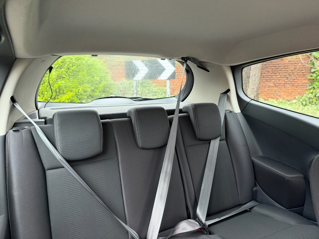 Used Renault Clio 2011 for sale - 77464156: Photo 19