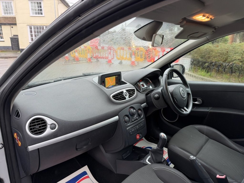 Used Renault Clio 2011 for sale - 77464156: Photo 22