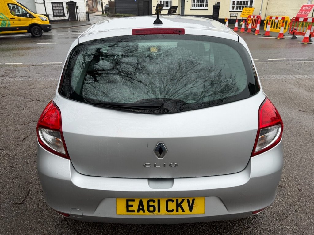 Used Renault Clio 2011 for sale - 77464156: Photo 27