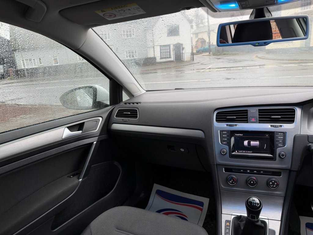 Used Volkswagen Golf 2015 for sale - 77153480: Photo 20