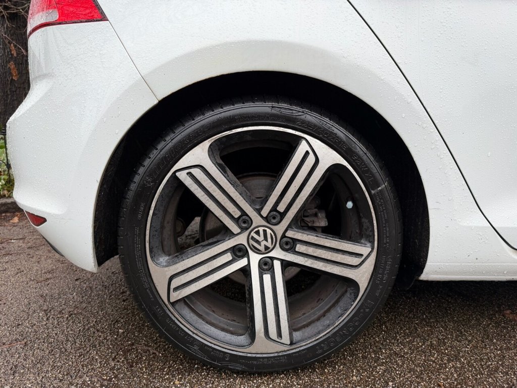 Used Volkswagen Golf 2015 for sale - 77153480: Photo 21