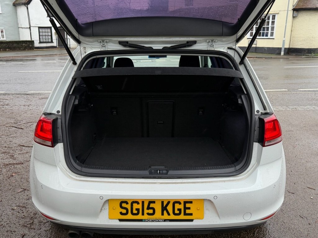 Used Volkswagen Golf 2015 for sale - 77153480: Photo 8