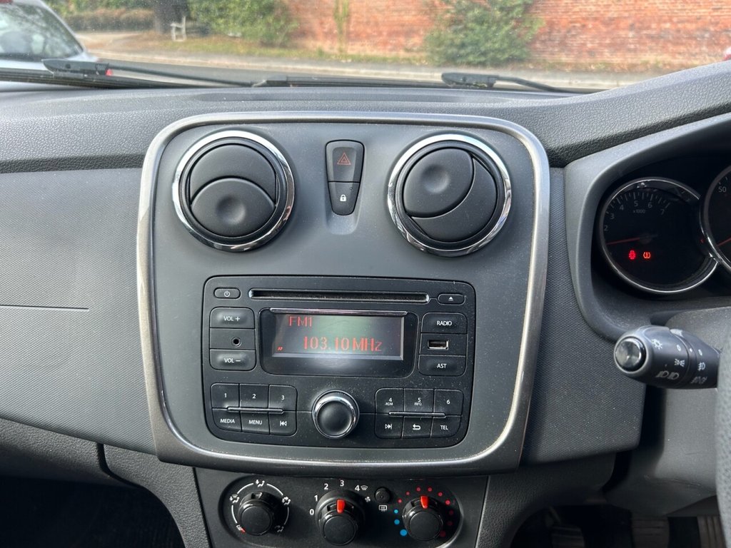 Used Dacia Sandero Stepway 2015 for sale - 77132693: Photo 11