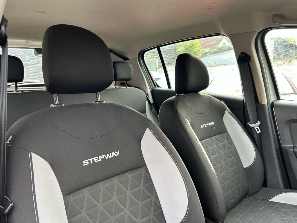 Used Dacia Sandero Stepway 2015 for sale - 77132693: Photo 12