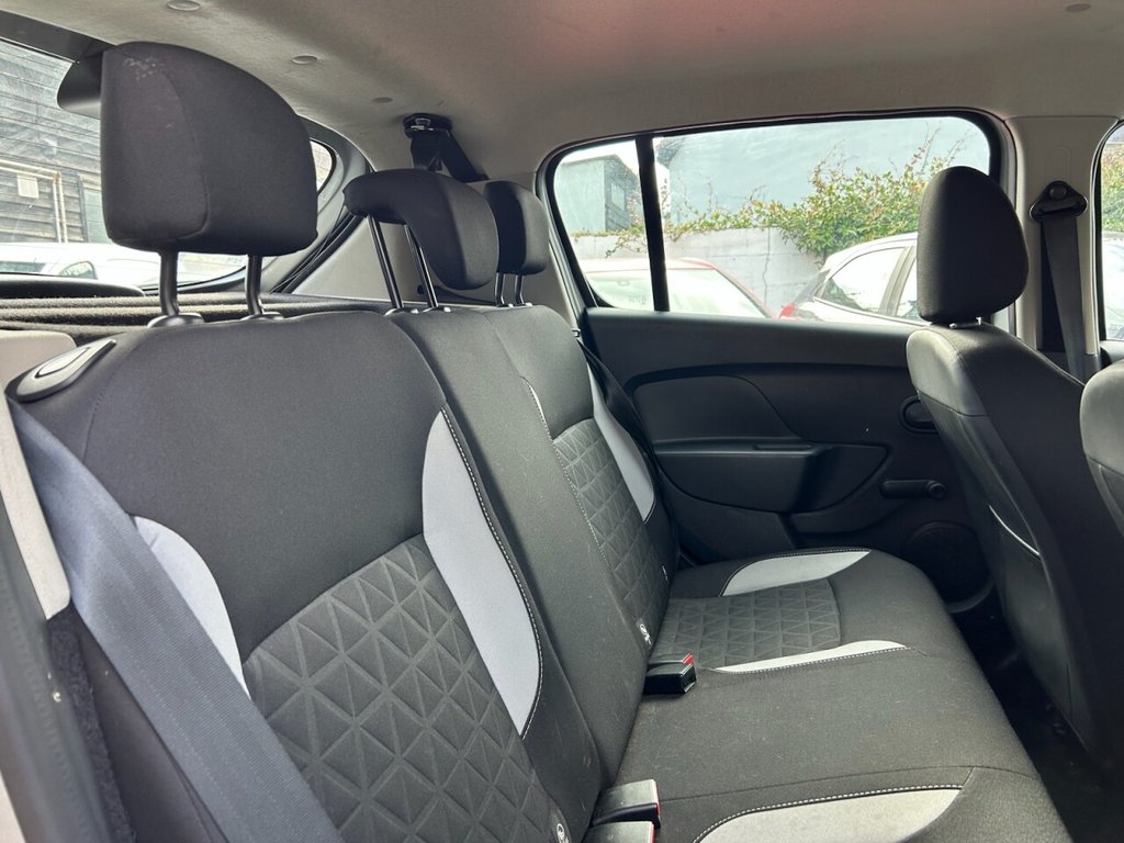 Used Dacia Sandero Stepway 2015 for sale - 77132693: Photo 14