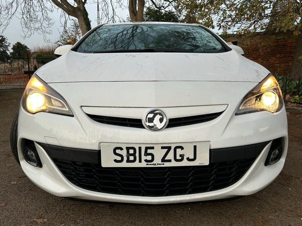 Used Vauxhall Astra GTC 2015 for sale - 77132698: Photo 2