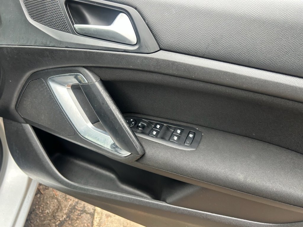 Used Peugeot 308 2016 for sale - 77132689: Photo 13