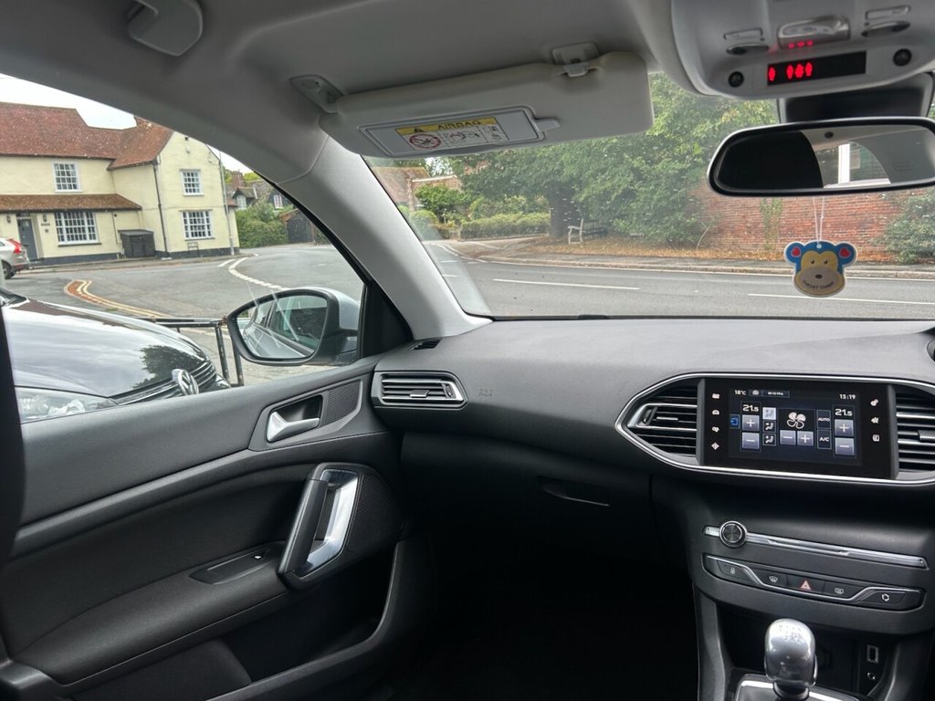 Used Peugeot 308 2016 for sale - 77132689: Photo 20