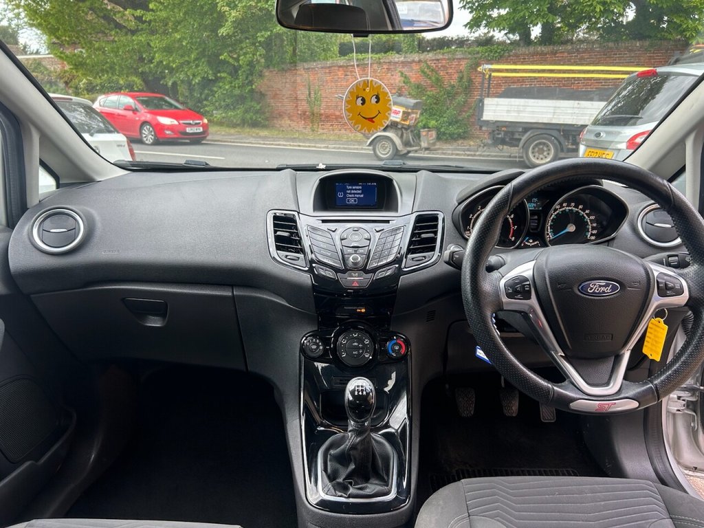 Used Ford Fiesta 2016 for sale - 77132688: Photo 15