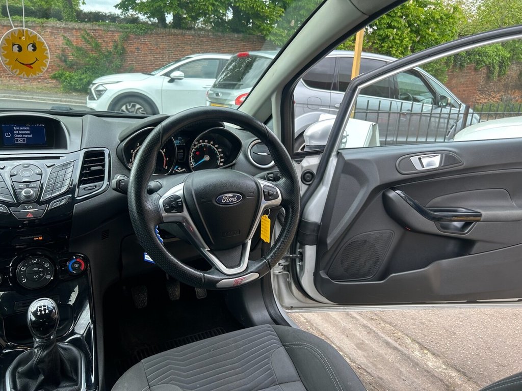 Used Ford Fiesta 2016 for sale - 77132688: Photo 17