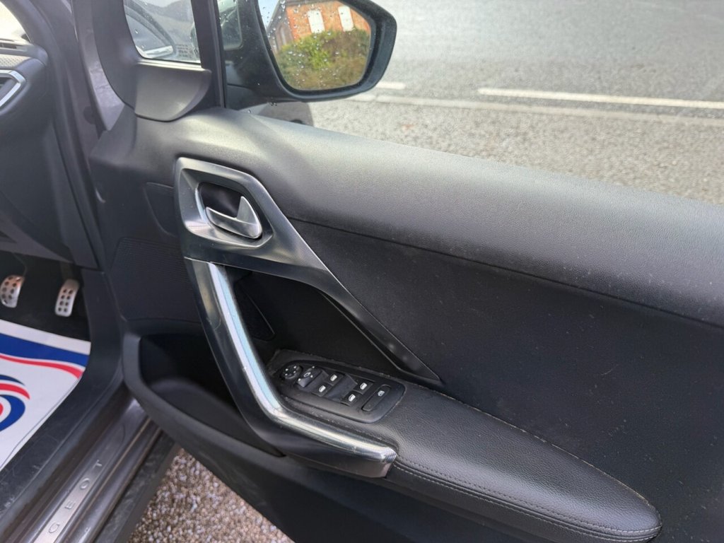 Used Peugeot 2008 2014 for sale - 77356025: Photo 13