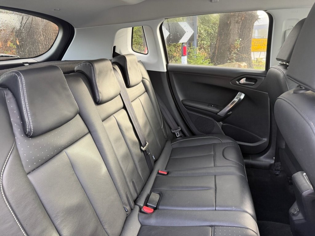 Used Peugeot 2008 2014 for sale - 77356025: Photo 18