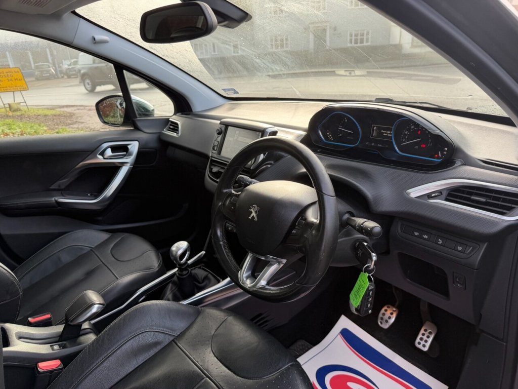 Used Peugeot 2008 2014 for sale - 77356025: Photo 9