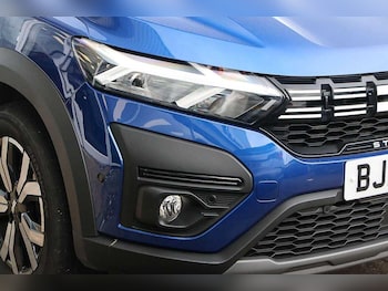 Used Dacia Sandero Stepway 2023 for sale - 77737240: Photo