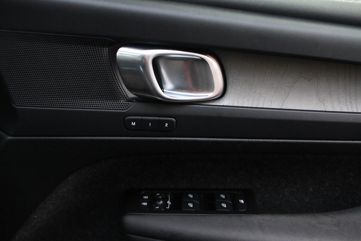 Used Volvo XC40 2021 for sale - 77958081: Photo 10