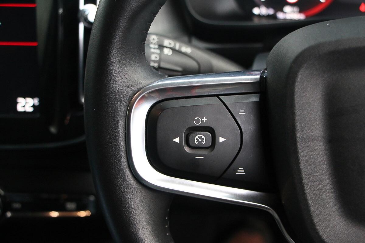 Used Volvo XC40 2021 for sale - 77958081: Photo 8