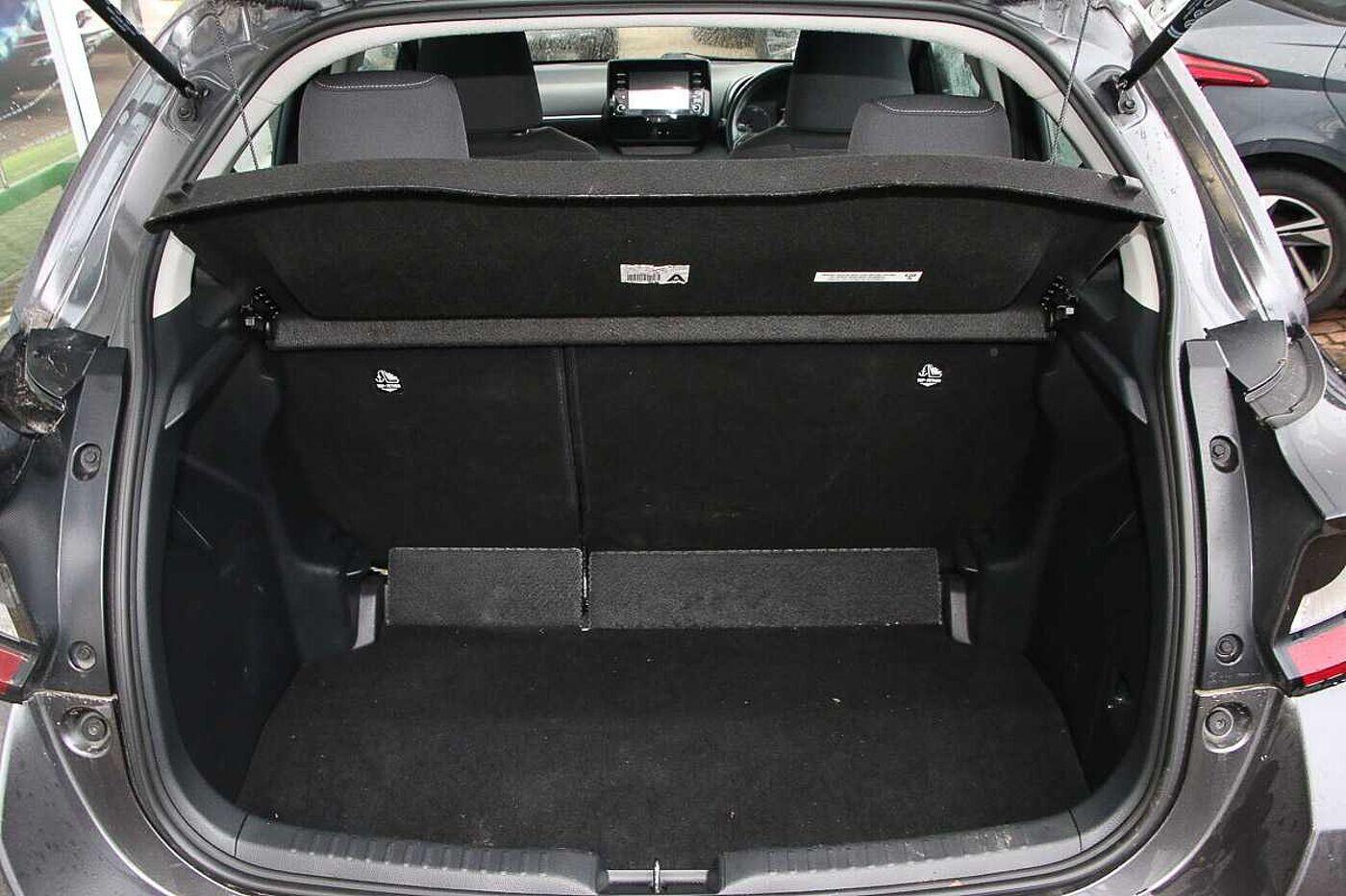 Used Toyota Yaris for sale - 77737818: Photo 5