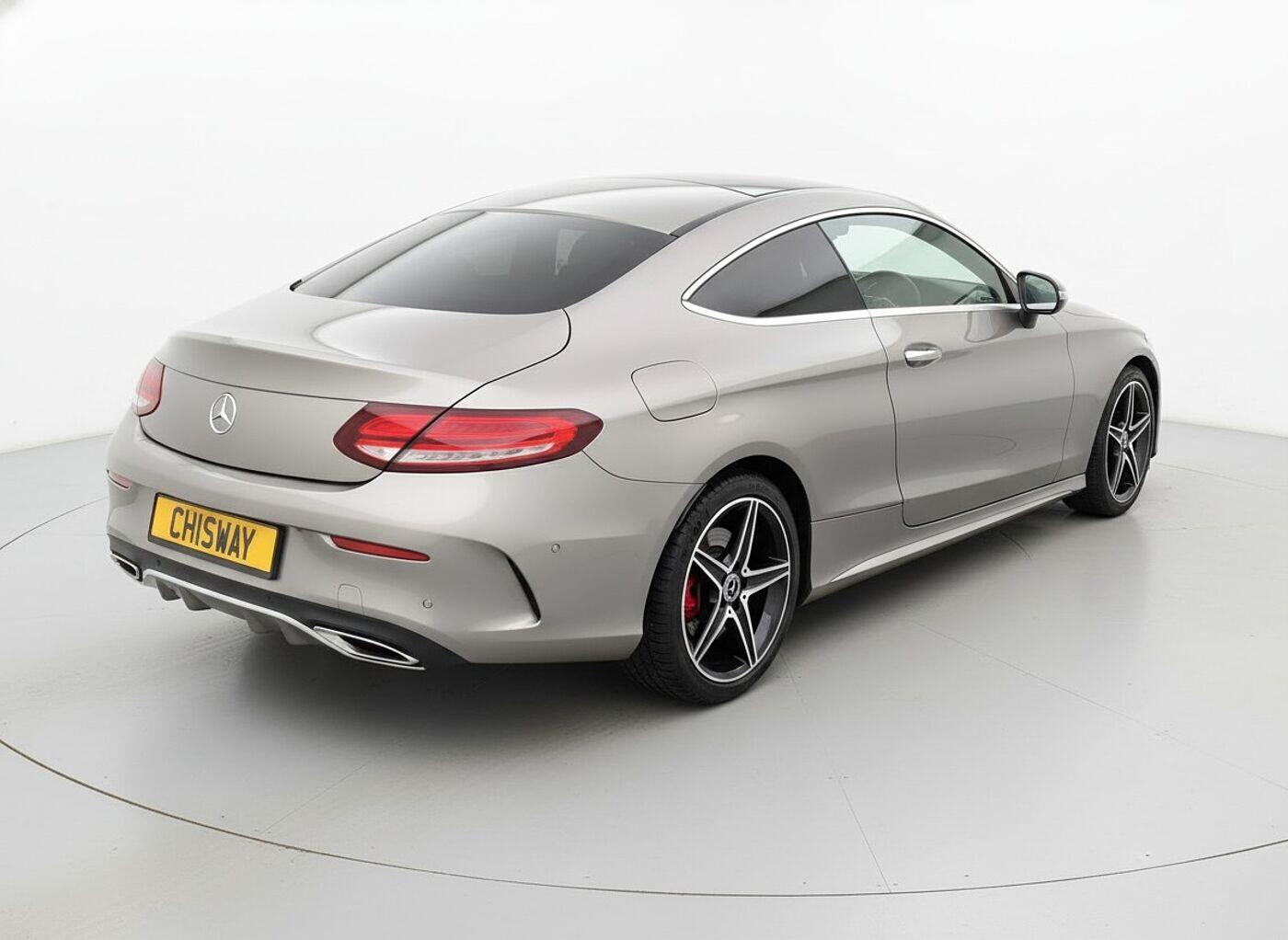 Used Mercedes-Benz C Class 2020 for sale - 76743516: Photo 2