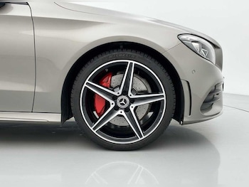 Used Mercedes-Benz C Class 2020 for sale - 76743516: Photo