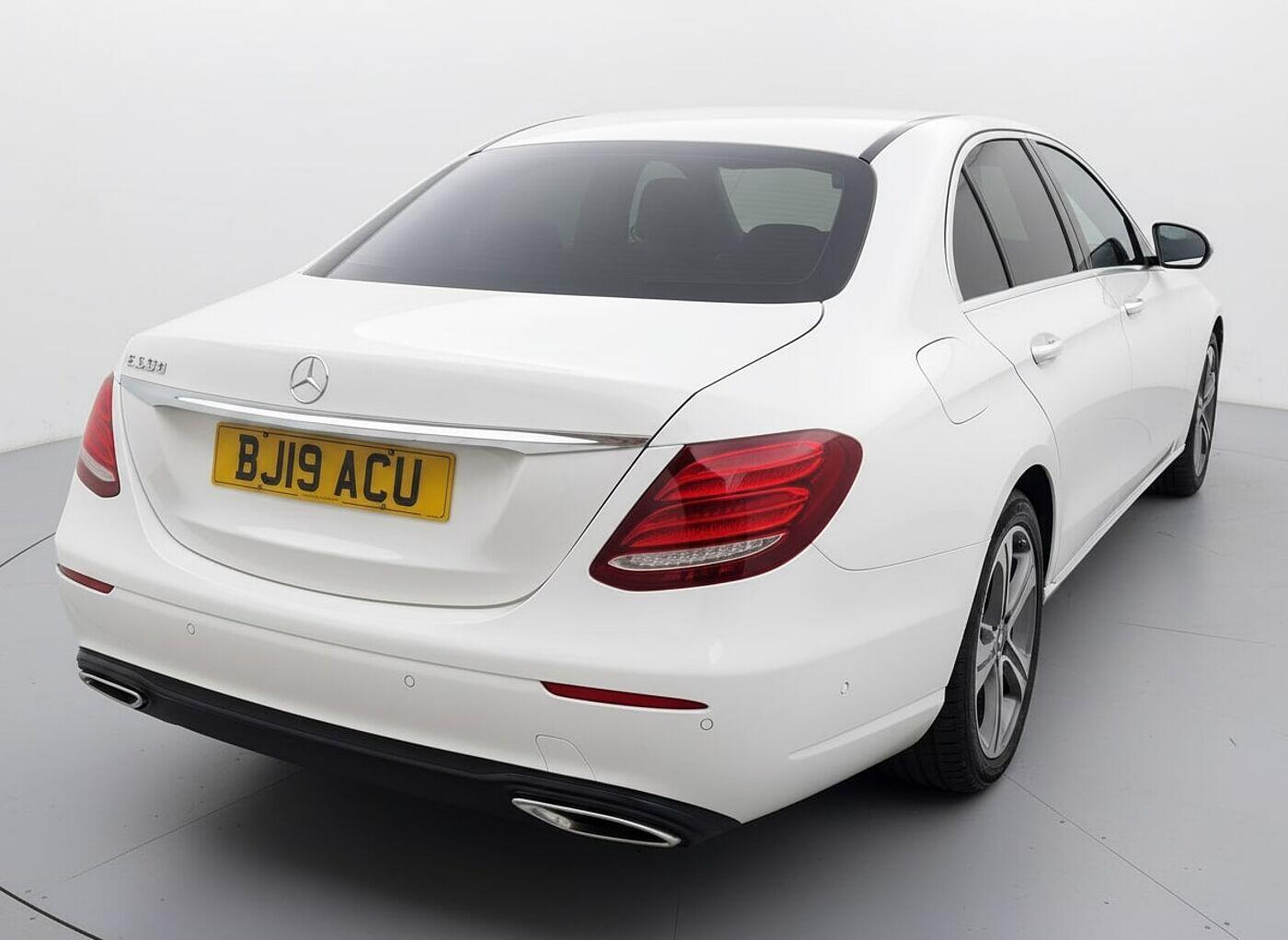 Used Mercedes-Benz E Class 2019 for sale - 76607816: Photo 3