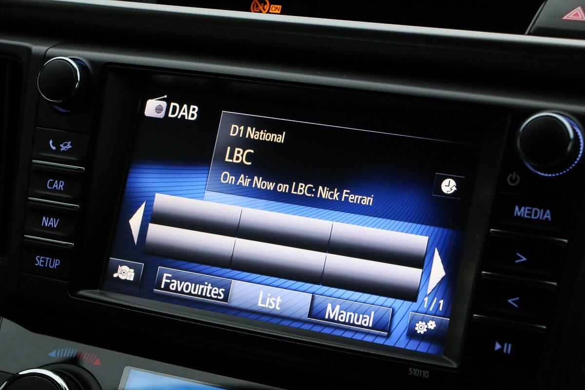 Used Toyota RAV4 2018 for sale - 77957777: Photo 13