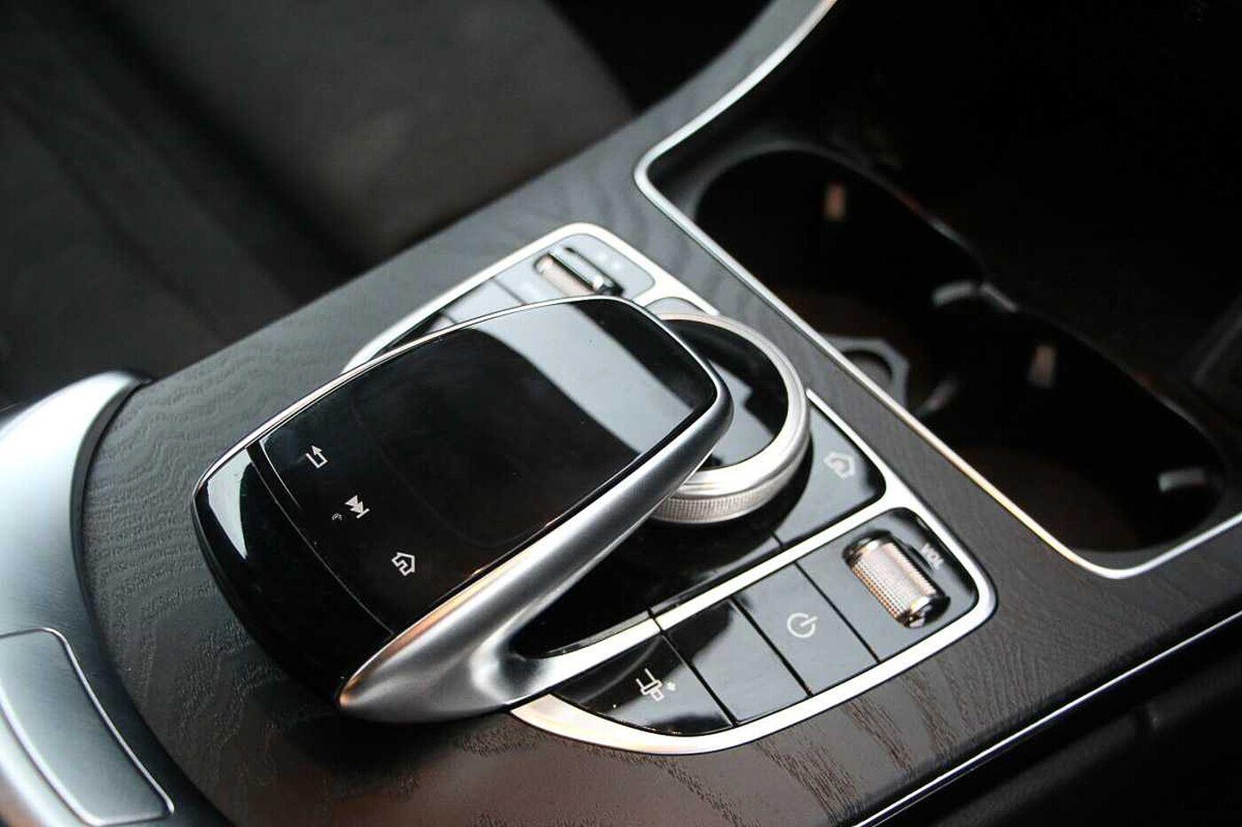 Used Mercedes-Benz C Class 2020 for sale - 76936042: Photo 11