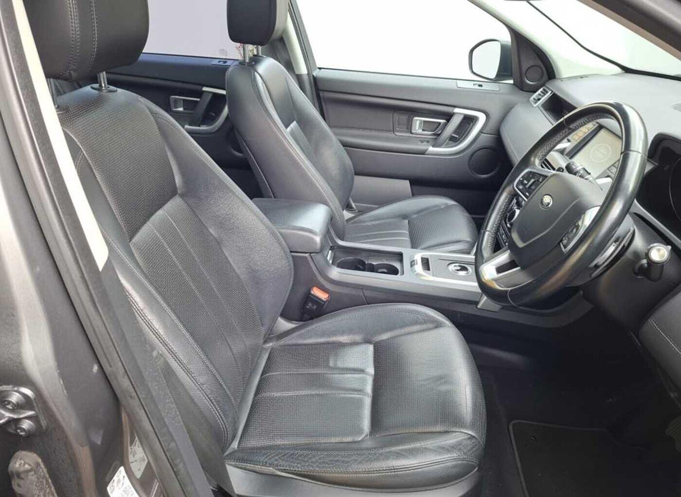 Used Land Rover Discovery Sport 2017 for sale - 76990893: Photo 6