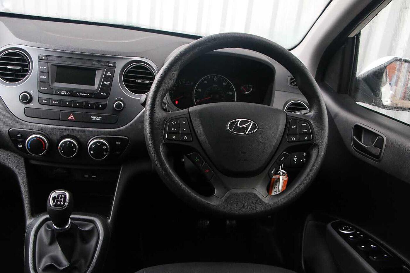 Used Hyundai i10 for sale - 76608542: Photo 10
