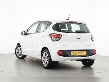 Used Hyundai i10 2017 for sale - 76608542: Photo