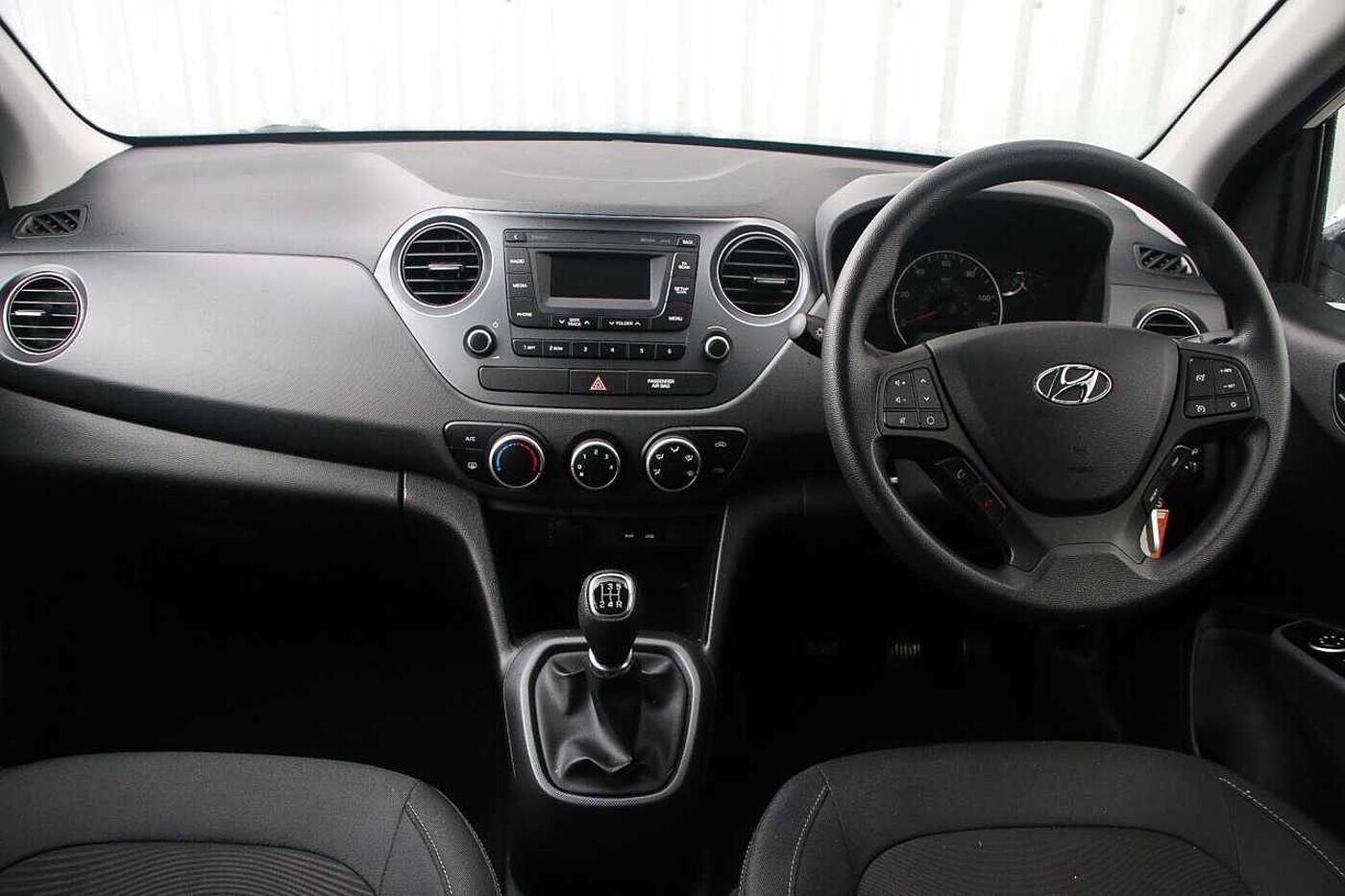 Used Hyundai i10 for sale - 76608542: Photo 9