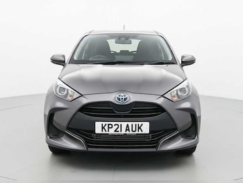 Used Toyota Yaris 2021 for sale - 77496319: Photo