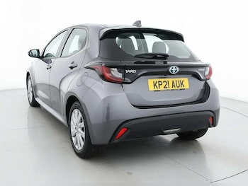 Used Toyota Yaris 2021 for sale - 77496319: Photo