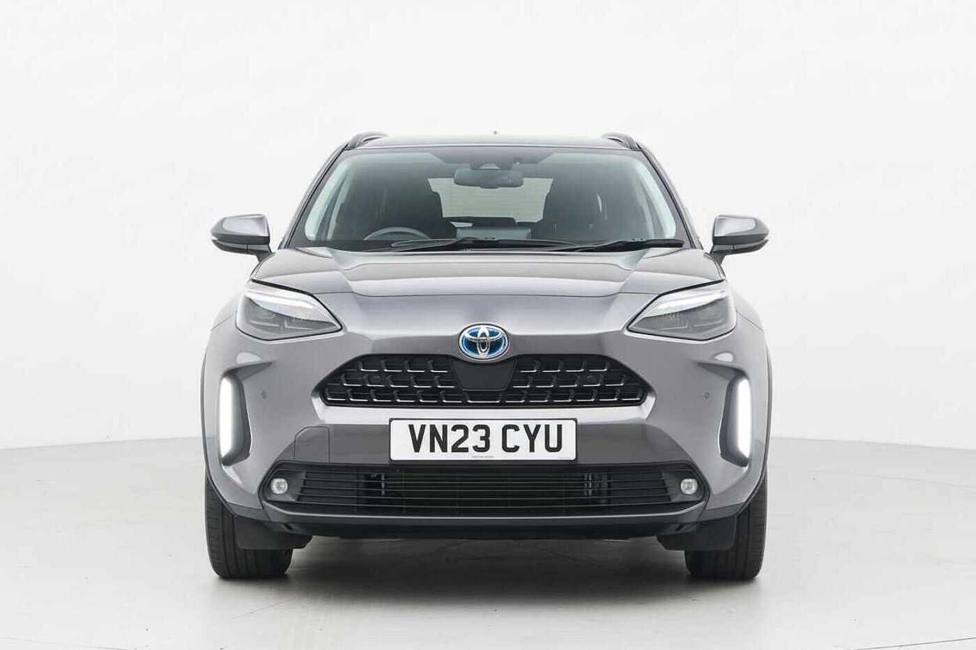 Used Toyota Yaris Cross 2023 for sale - 76608326: Photo 2