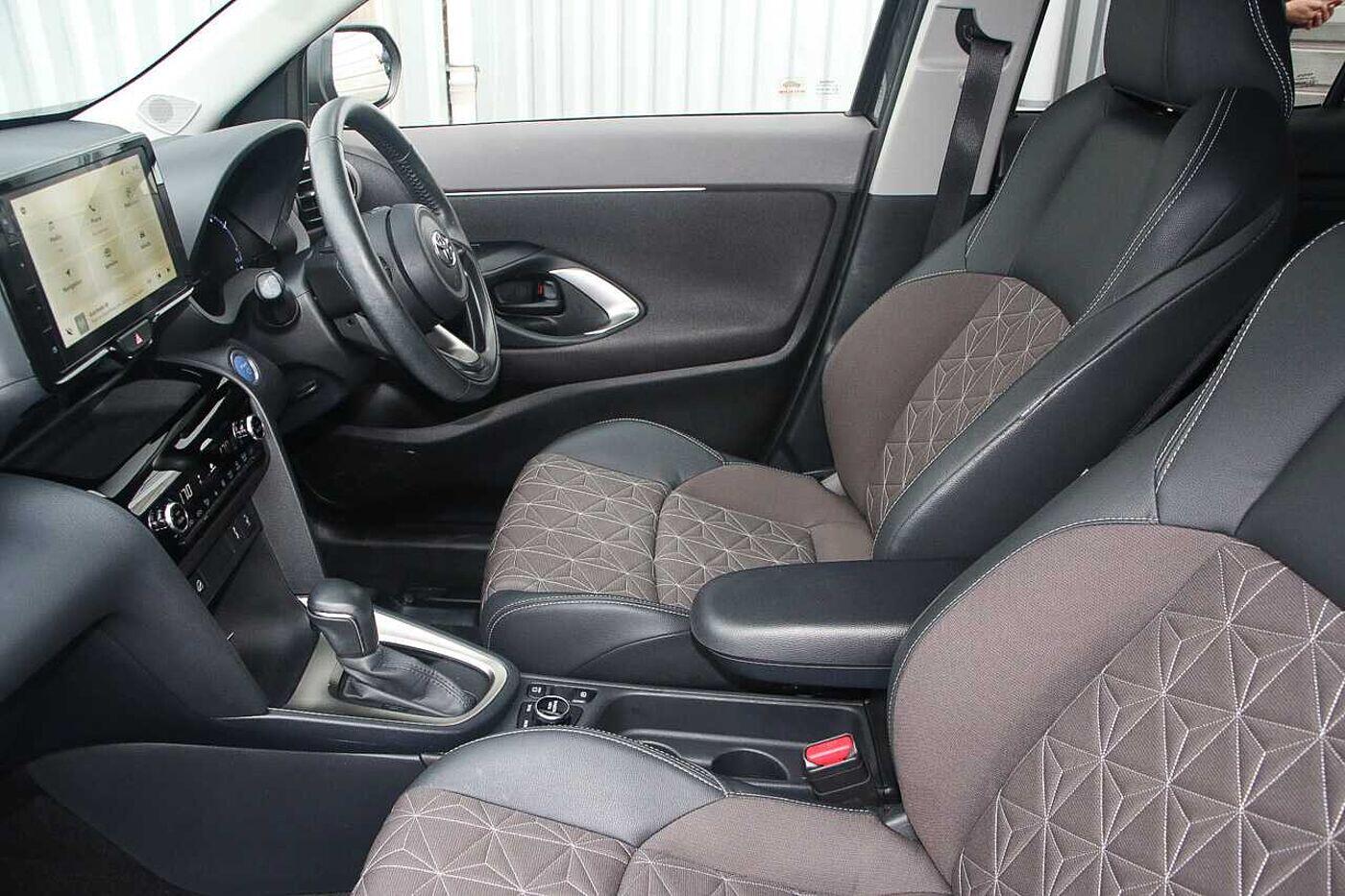 Used Toyota Yaris Cross 2023 for sale - 76608326: Photo 9