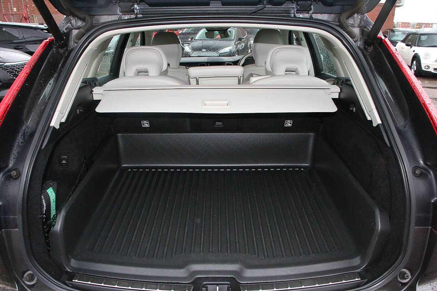 Used Volvo XC60 2022 for sale - 76742964: Photo 17