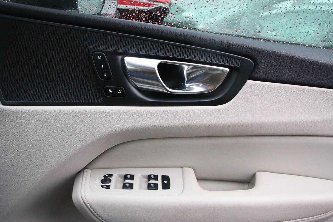 Used Volvo XC60 2022 for sale - 76742964: Photo 5