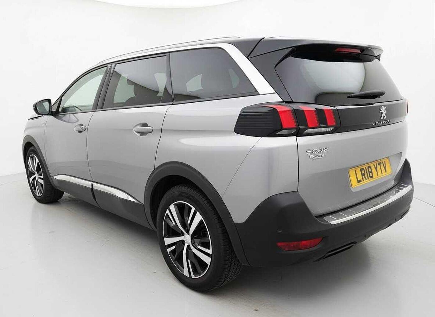 Used Peugeot 5008 2018 for sale - 76865408: Photo 4