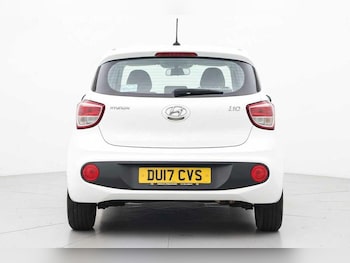 Used Hyundai i10 2017 for sale - 76608475: Photo