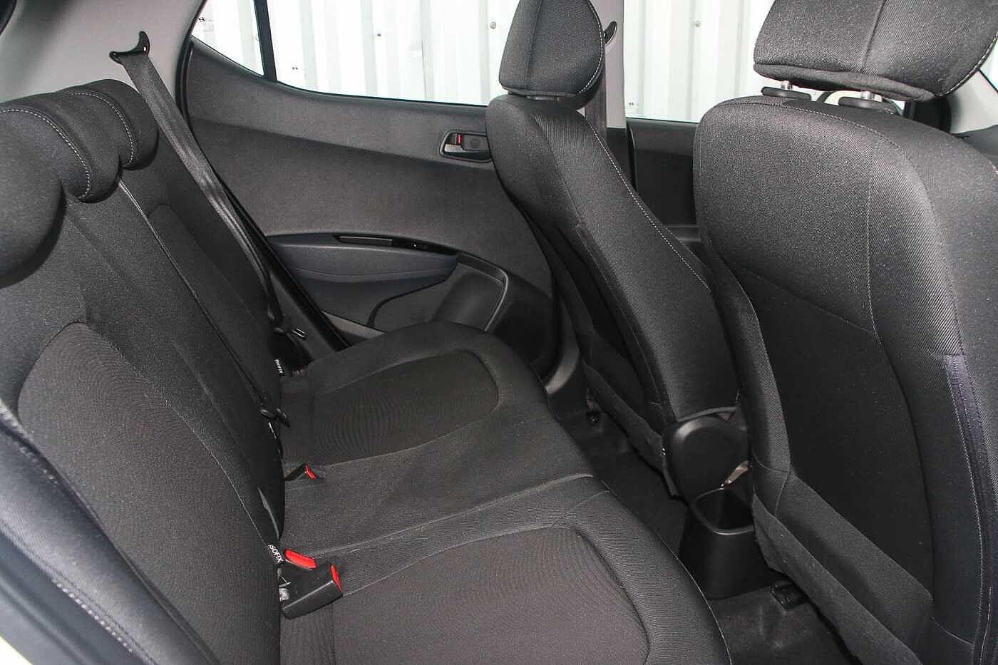 Used Hyundai i10 for sale - 76608475: Photo 7
