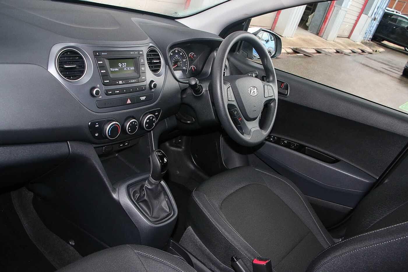 Used Hyundai i10 for sale - 76608475: Photo 9