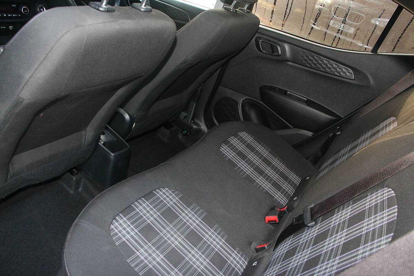 Used Hyundai i10 2023 for sale - 76607938: Photo 8