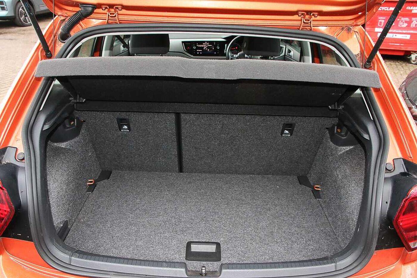 Used Volkswagen Polo 2019 for sale - 77633793: Photo 4