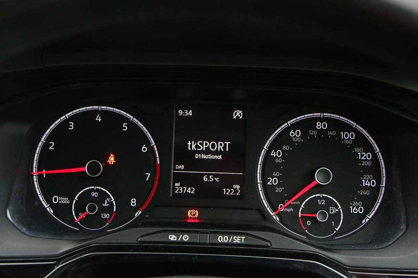 Used Volkswagen Polo 2019 for sale - 77633793: Photo 8