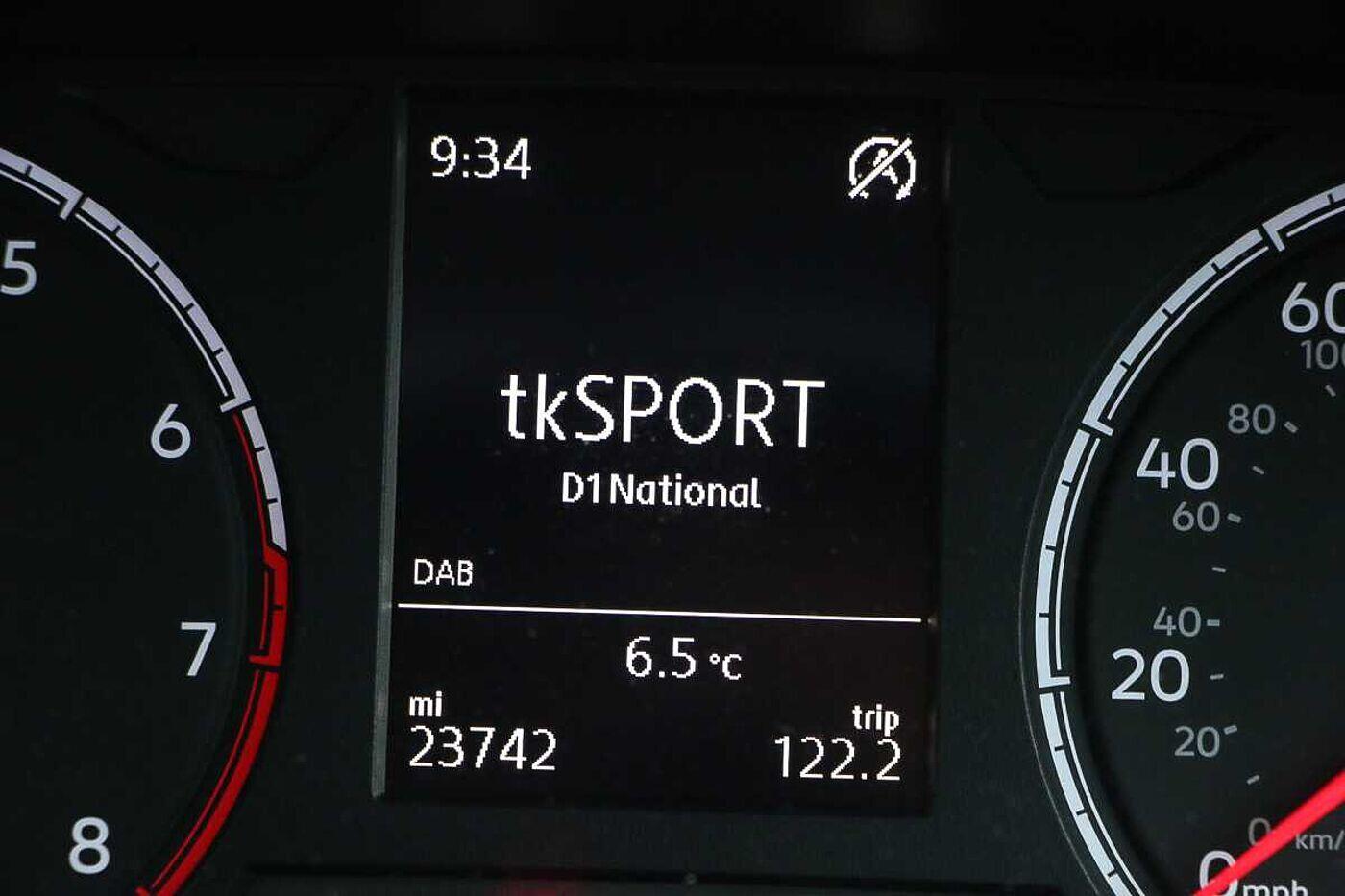 Used Volkswagen Polo 2019 for sale - 77633793: Photo 9