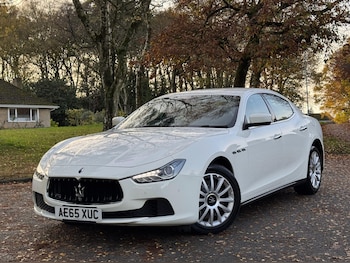 2015 (65) - V6d 4dr Auto [Luxury Pack]